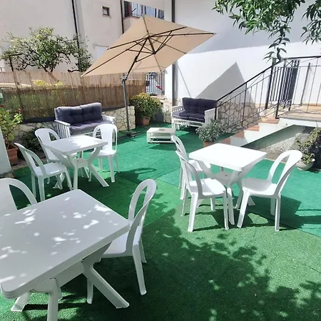 Le Gorgonie Bed & Breakfast Tortora